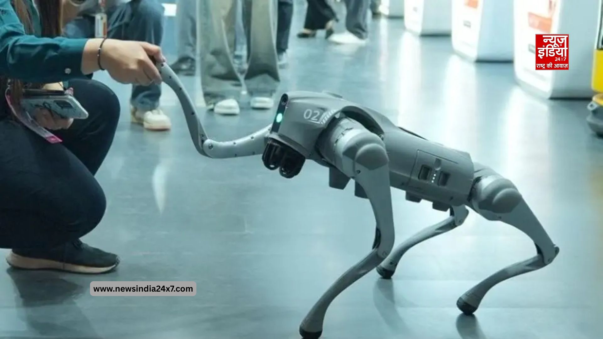 AI Summit रोबोट डॉग विवाद: कैमरे के उत्साह में दी गई गलत जानकारी, गलगोटिया यूनिवर्सिटी ने मांगी माफी