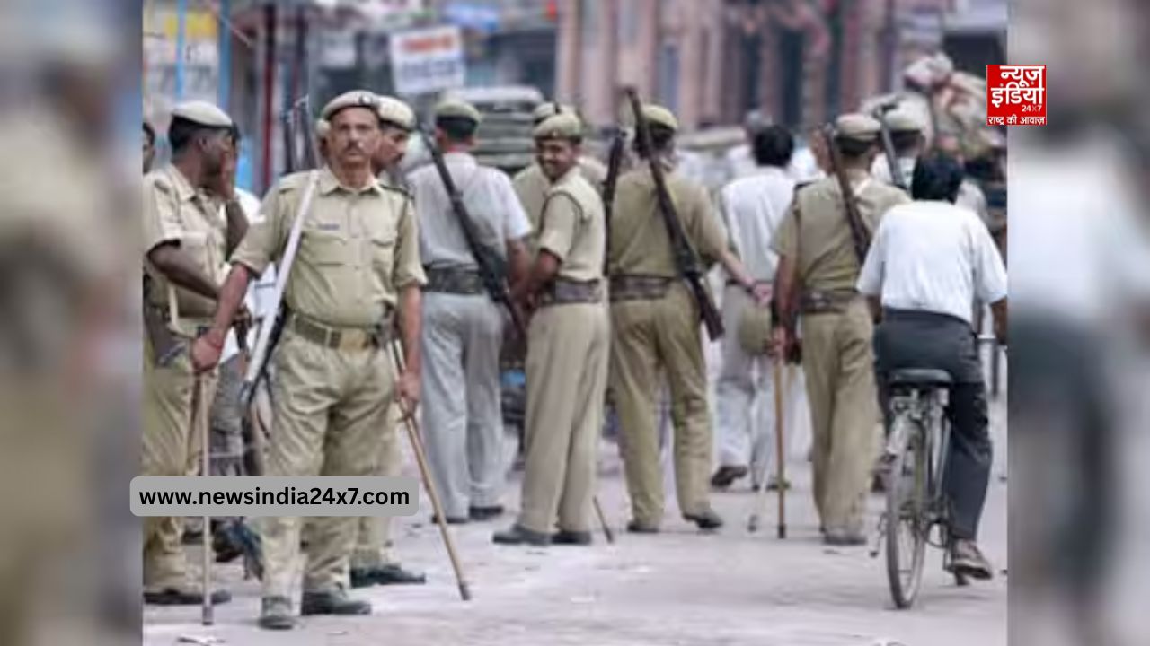 यूपी पुलिस ने कांग्रेस कार्यकर्ताओं पर किया लाठीचार्ज यूपी पुलिस ने कांग्रेस कार्यकर्ताओं पर किया लाठीचार्ज
