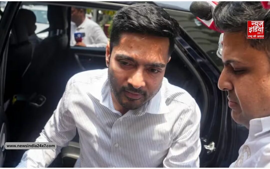 विदेश यात्रा पर रोक हटाने की मांग लेकर हाई कोर्ट पहुंचे अभिषेक बनर्जी