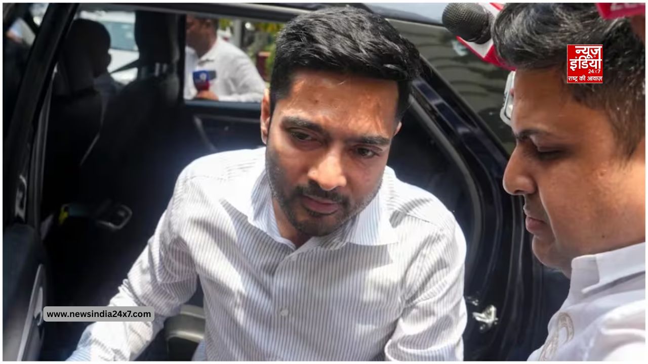 विदेश यात्रा पर रोक हटाने की मांग लेकर हाई कोर्ट पहुंचे अभिषेक बनर्जी