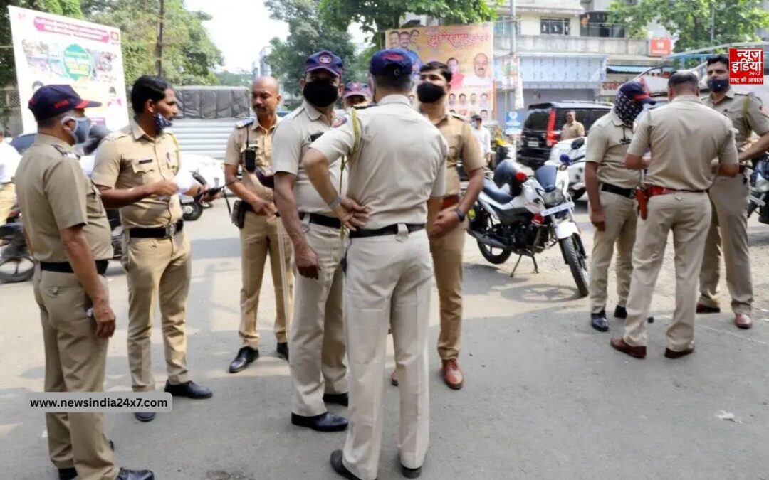 पुणे में एक ही घर के अंदर 3 लोगों के शव मिलने से इलाके में फैली सनसनी, पुलिस जांच में जुटी