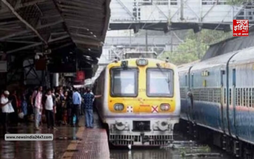 मुंबई लोकल में मर्डर: दरवाजा बंद करने को लेकर हुई बहस, यात्री की चाकू मारकर हत्या