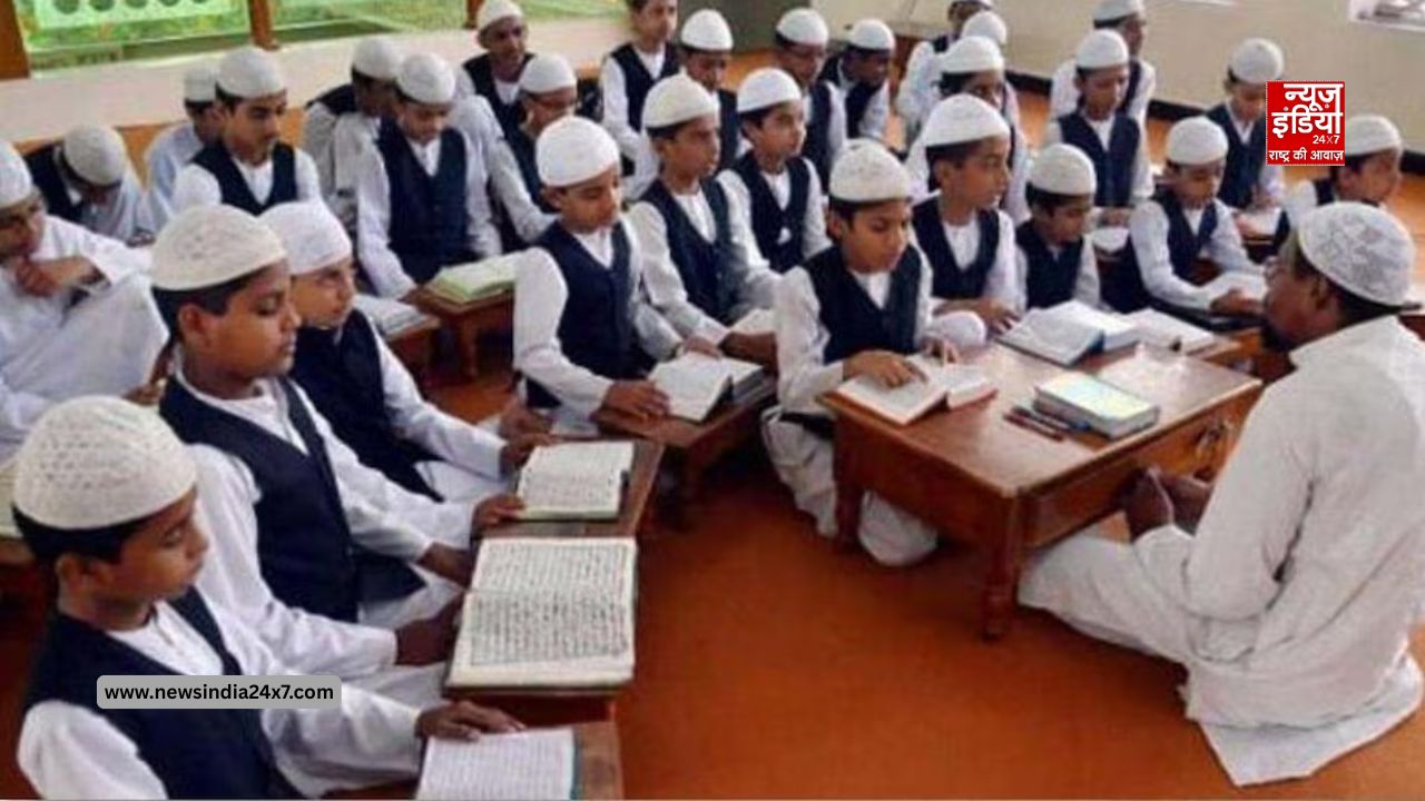मनाली से चमोली तक पर्यटकों का सैलाब, हिल स्टेशनों पर जाम से थमी रफ्तार