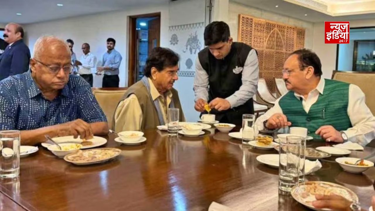 जेपी नड्डा के साथ तस्वीर पर सौगत रॉय की सफाई, बोले- साथ बैठकर भोजन नहीं किया
