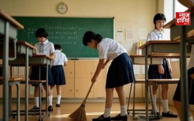 किताबों के साथ संस्कार भी! जापानी स्कूलों में बच्चे खुद करते हैं सफाई