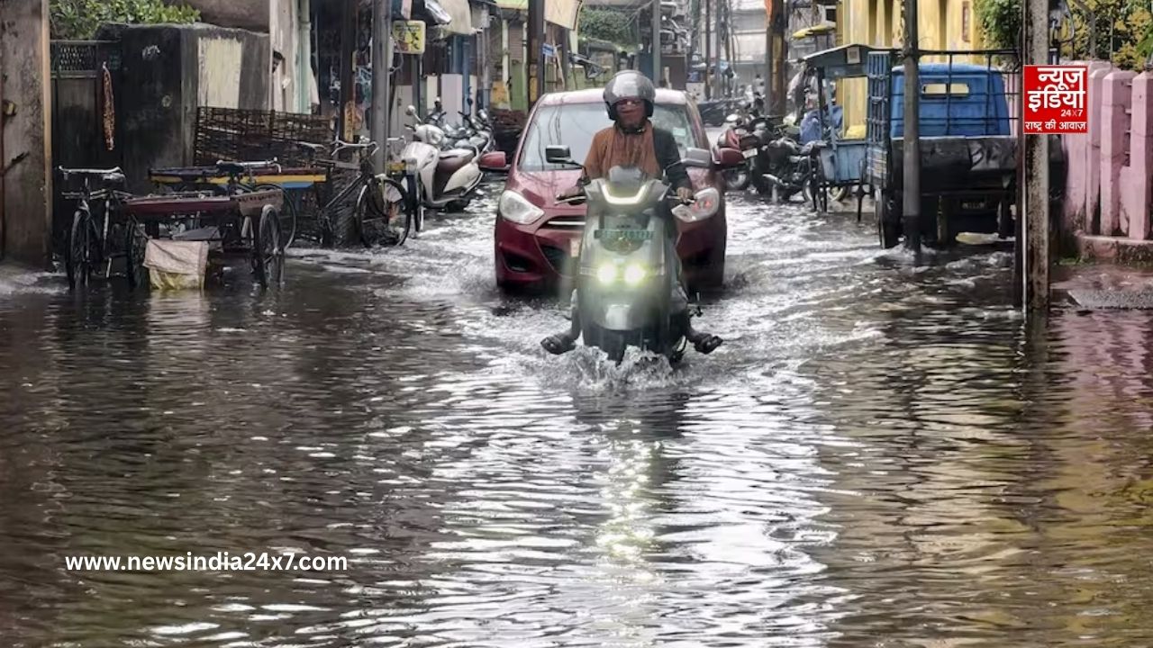 ओडिशा तट से टकराया डिप्रेशन, कई राज्यों में भारी बारिश का अलर्ट