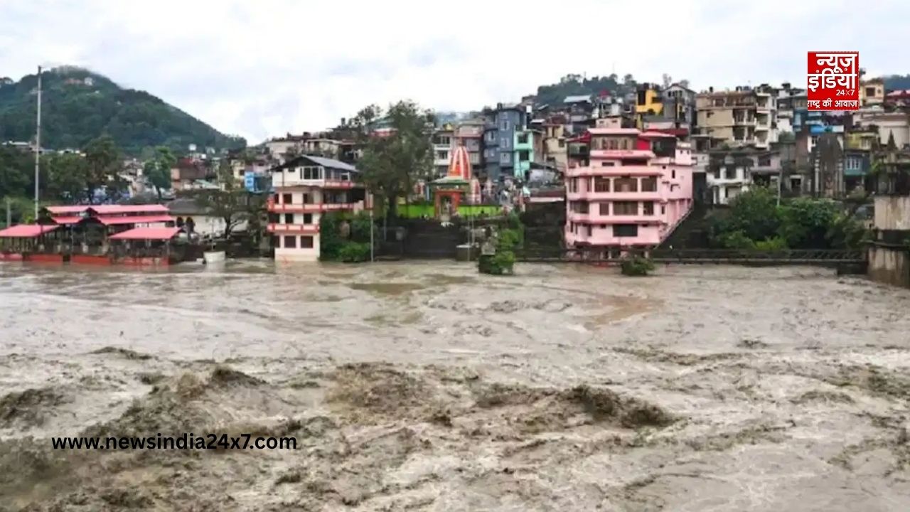 Pahalgam Cloudburst: पहलगाम में बादल फटने से अचानक आई बाढ़, प्रशासन अलर्ट; राहत-बचाव अभियान जारी
