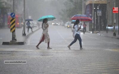 दिल्ली-NCR का बदला मौसम, बारिश और तेज हवाओं ने दी भीषण गर्मी से राहत