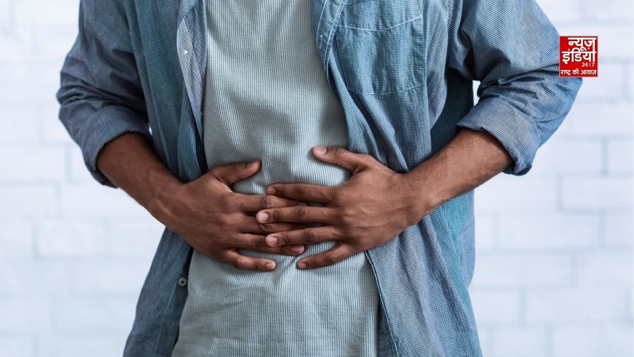 लिवर खराब होने पर शरीर देता है ये 5 संकेत, डॉक्टर ने बताया कब तुरंत कराएं जांच