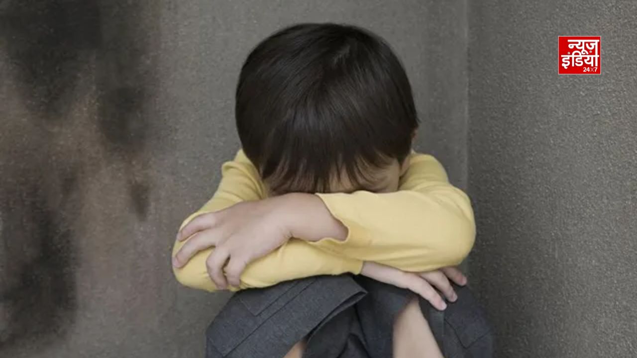 महोबा में 8 माह की गर्भवती पत्नी की हंसिया से हत्या, 5 साल का बेटा बना चश्मदीद; आरोपी पति गिरफ्तार