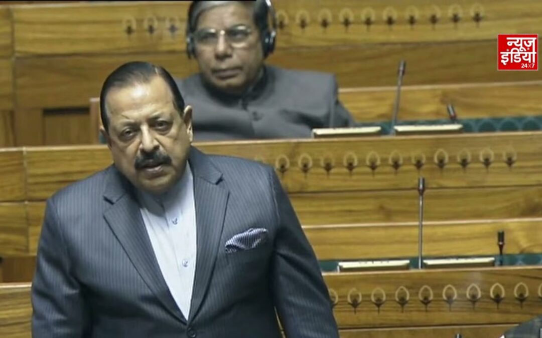 छात्रों पर फायरिंग के राहुल गांधी के दावे पर सरकार का पलटवार, कहा- सिर्फ आंसू गैस छोड़ी गई