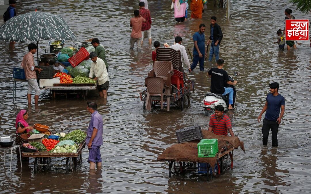 गुजरात में 3 दिन भारी बारिश का अलर्ट, महाराष्ट्र के कई जिलों में भी रेड-ऑरेंज अलर्ट