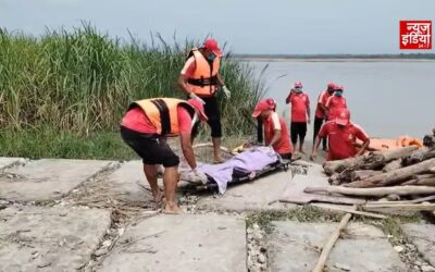 नेपाल से बहकर भारत पहुंच रहे शव, महराजगंज में नारायणी नदी से 3 लाशें मिलीं