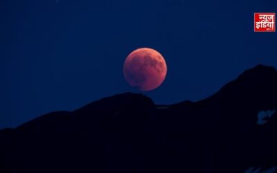 Chandra Grahan 2026: पीक पर पहुंचा साल का आखिरी चंद्र ग्रहण, 96% चंद्रमा छाया में