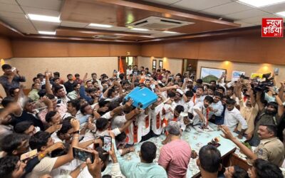 गुजरात यूनिवर्सिटी में पूर्व VC के कार्यकाल की 10 नियुक्तियां रद्द, 5 लाख तक वेतन पाने वाले अधिकारी सस्पेंड