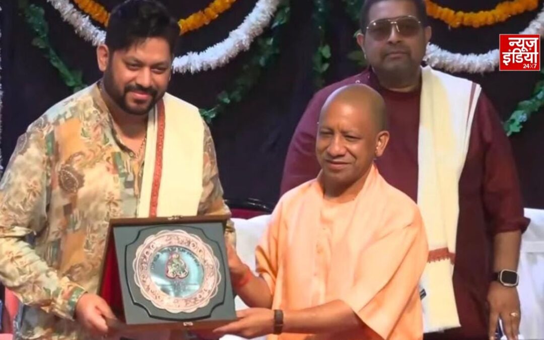 ‘खाकी का सितारा’ से गूंजा यूपी पुलिस का जज्बा, CM योगी ने राज शांडिल्य को किया सम्मानित