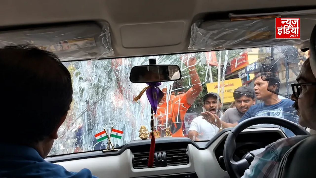 शीशे तोड़े, अंडे फेंके… ममता की रैली में जा रहे कुणाल घोष की कार पर हमला