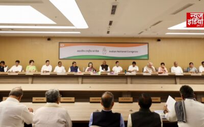 CWC की बैठक में मल्लिकार्जुन खरगे ने बोला मोदी सरकार पर हमला, कहा- ‘लोकतांत्रिक नींव को खोखला कर दिया’