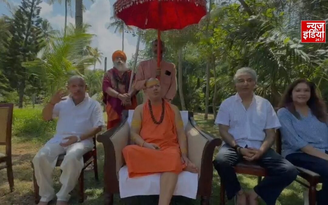 PM मोदी के बर्थडे पर केरल में लगाए गए पौधे, स्वामी कैलाशानंद गिरी ने दी शुभकामनाएं