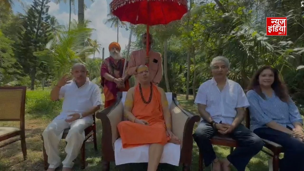 PM मोदी के बर्थडे पर केरल में लगाए गए पौधे, स्वामी कैलाशानंद गिरी ने दी शुभकामनाएं