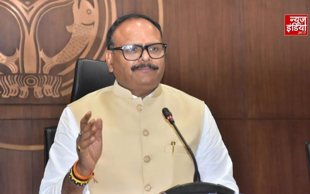 जूनियर इंजीनियर भर्ती पर घमासान, ब्रजेश पाठक ने आरोपों पर दी सफाई