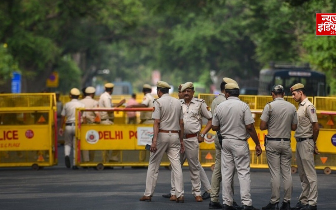 दिल्ली में कारोबारी के फ्लैट से ढाई करोड़ की चोरी, परिवार था ऑस्ट्रेलिया में; दो नौकरों पर शक
