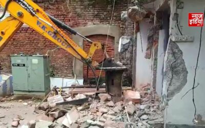 हावड़ा में TMC के पूर्व विधायक के पार्टी कार्यालय पर चला बुलडोजर, निगम ने बताया अवैध निर्माण