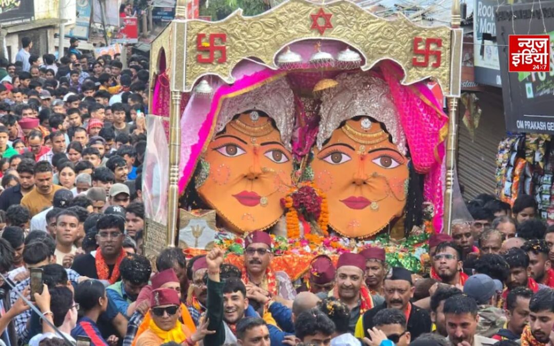 जय मां नंदा-सुनंदा के जयकारों से गूंजा नैनीताल, बारिश के बीच निकला 124वां डोला