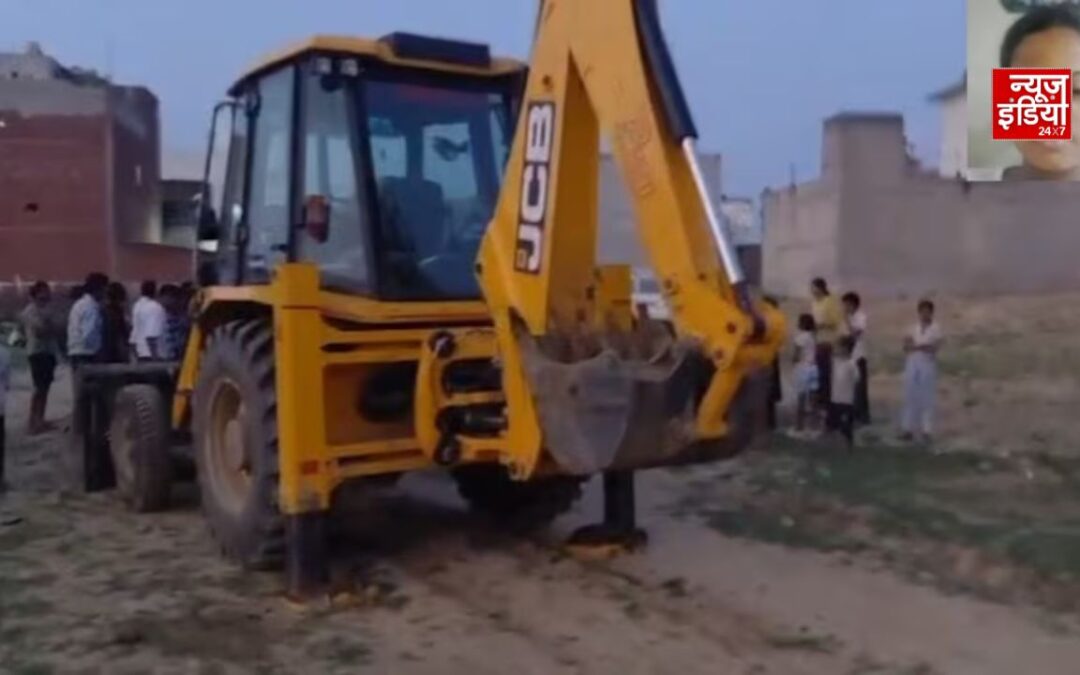 हाथरस में JCB का पंजा 11 साल की बच्ची के पेट में घुसा, मौके पर ही हुई दर्दनाक मौत