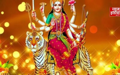 नवरात्र में रात के समय करें ये उपाय, मां लक्ष्मी की कृपा से दूर होगी गरीबी