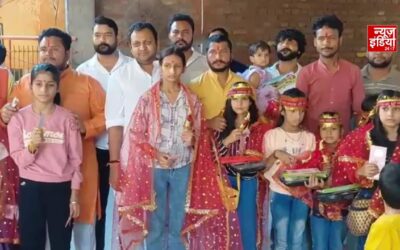 मुजफ्फरनगर में कन्या पूजन के बाद 9 बच्चियों को बांटे चाकू, हिंदू रक्षा दल ने बताया आत्मरक्षा का संदेश