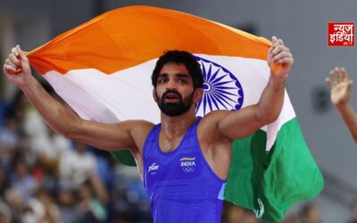 अमन सहरावत ने रचा नया इतिहास, वर्ल्ड चैंपियन को मात देकर एशियन गेम्स में जीता गोल्ड