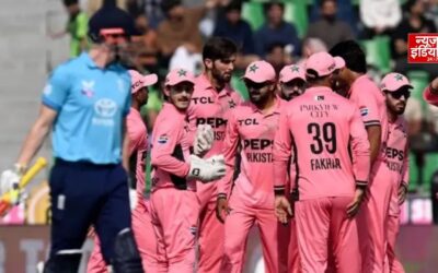 PAK vs ENG: हरी जर्सी छोड़ गुलाबी रंग में क्यों उतरी पाकिस्तानी टीम? सामने आई बड़ी वजह